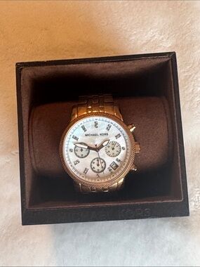 Michael Kors Rose Gold Tone Chronograph Watch with Mother-of-Pearl Dial